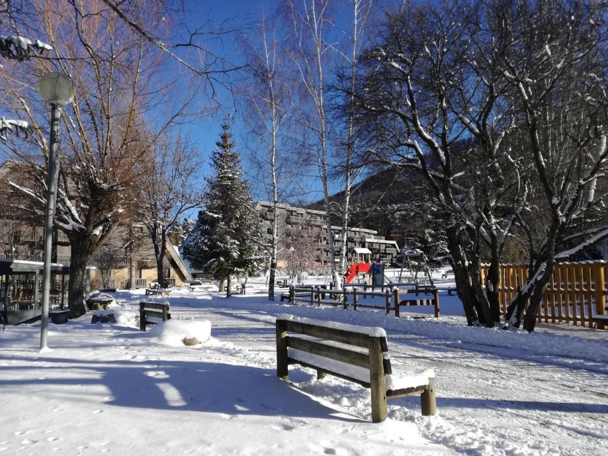 Domaine De L'Adoux Hotel Монклар Екстериор снимка